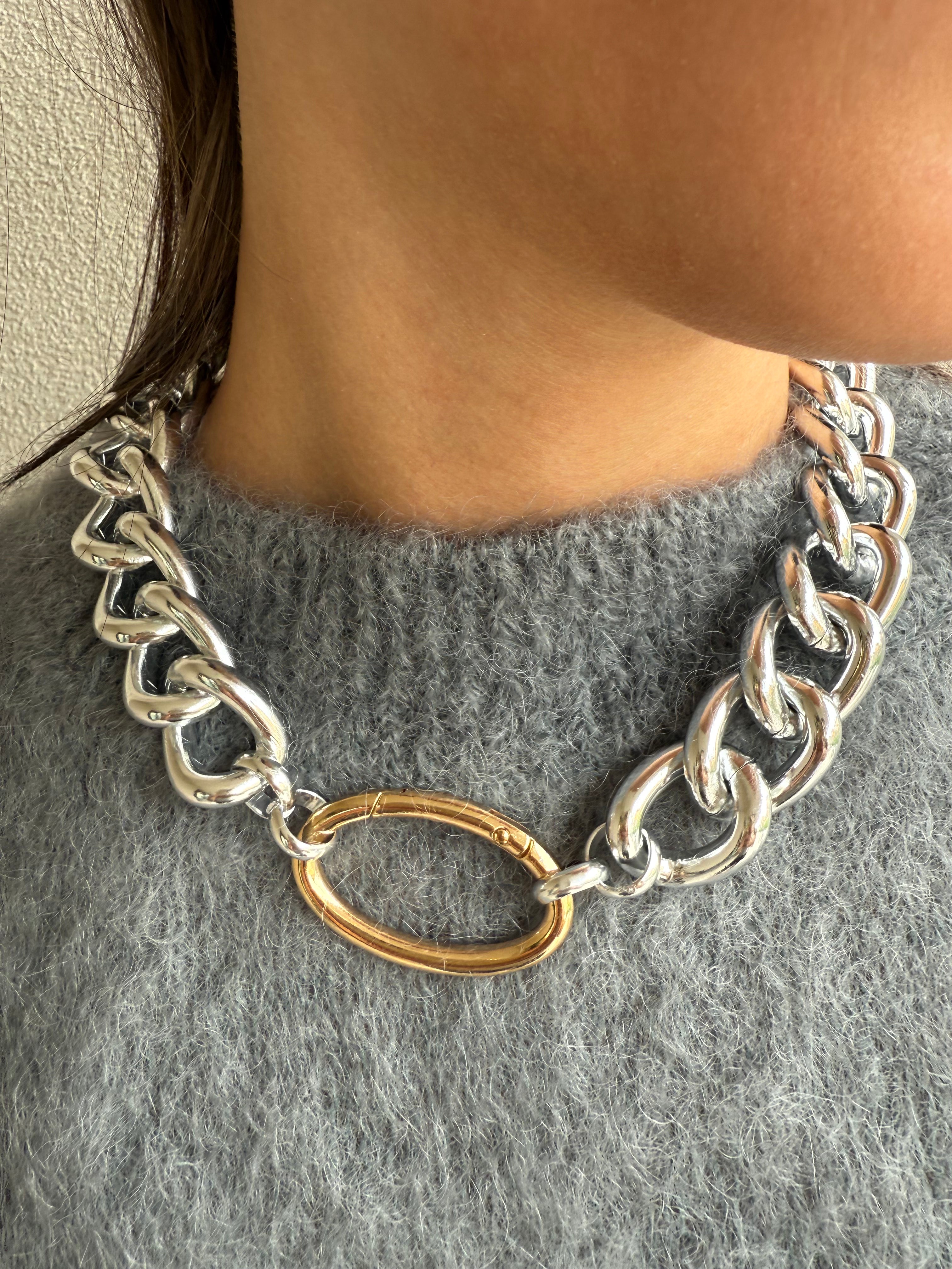 Collana Rasp elegante e moderna